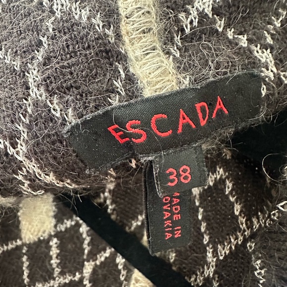 ESCADA Geometric Patterned Sweater - Picture 2 of 7